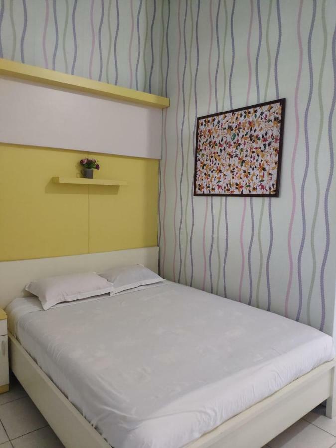 Hotel Boegenviel Syariah Lamongan Εξωτερικό φωτογραφία